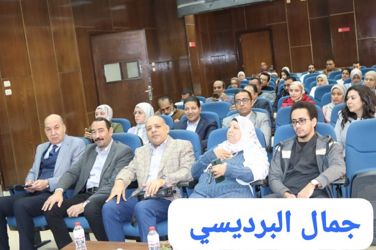 مستشفيات جامعة أسيوط تنظم ندوة علمية حول الأخطاء في تشخيص وعلاج إلتهابات القولون المناعية