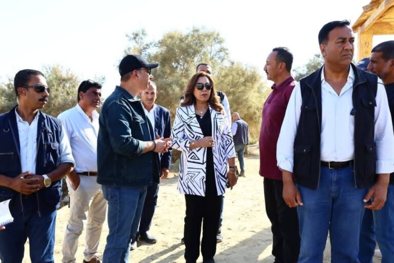 ●  وزيرة التنمية المحلية والقائم بأعمال وزير البيئة ومحافظ الفيوم في جولة تفقدية بمحمية وادي الريان