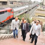 محافظ أسيوط يتفقد مسار مشروع إنشاء كوبري علوي جديد لربط شرق وغرب المدينة عبر السكة الحديد