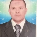 الدكتور المنشاوي يهنئ الدكتور علاء عبدالحفيظ بمناسبة صدور القرار الجمهوري بتعيينه عميدًا لكلية التجارة جامعة أسيوط