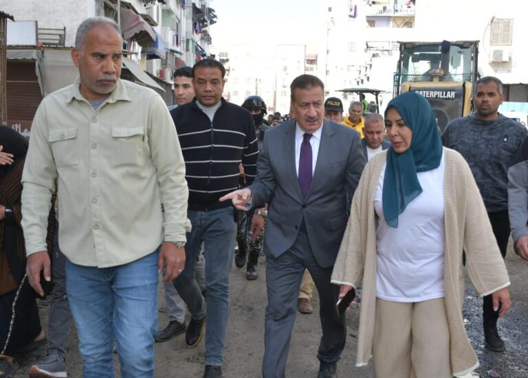 تحسين الصرف الصحي ورفع كفاءة النظافة بمنطقة فاطمة الزهراء ببورسعيد