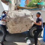 نائب محافظ بورسعيد يتابع أعمال رفع الرتش والمخلفات بمنطقة الكويت